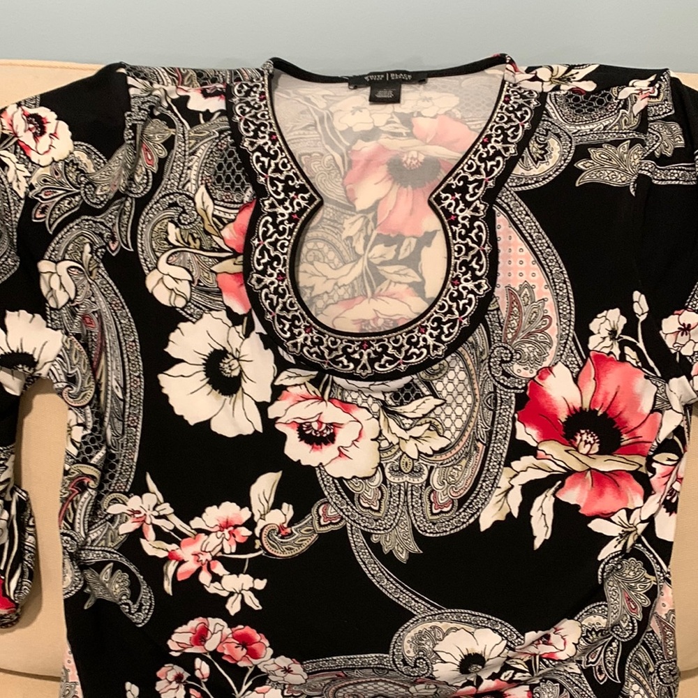 White House black market. Tunic style. Great with leggings
